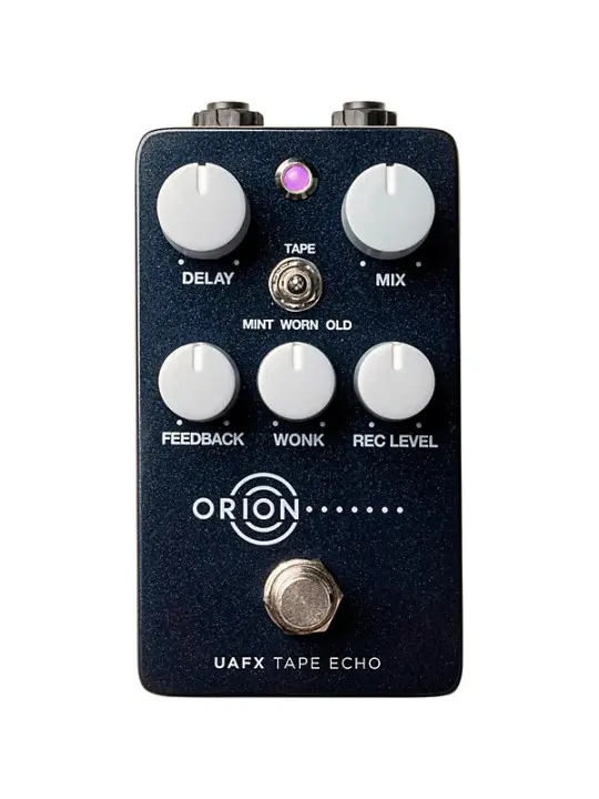 UAFX Tape Echo delay pedal