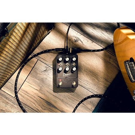 Universal Audio DREAM '65 Reverb Amplifier emulates Fender Twin