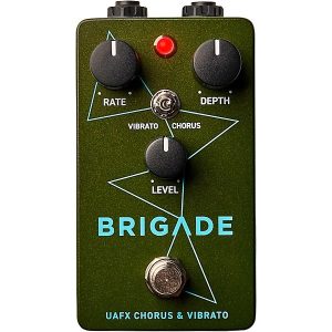 Universal Audio UAFX Brigade Chorus & Vibrato Pedal for sleek harmoncia tones